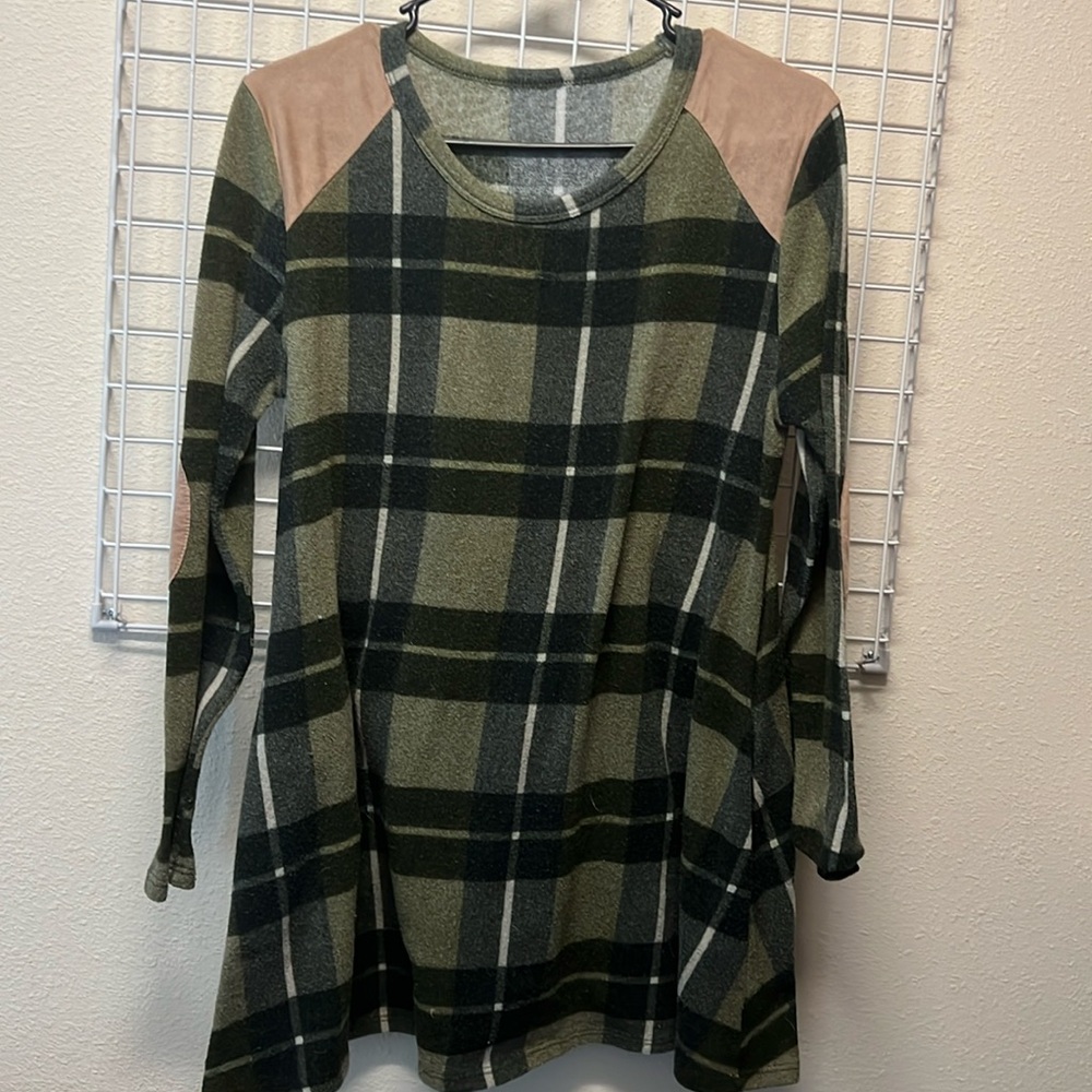 Unknown brand cute sweater tunic